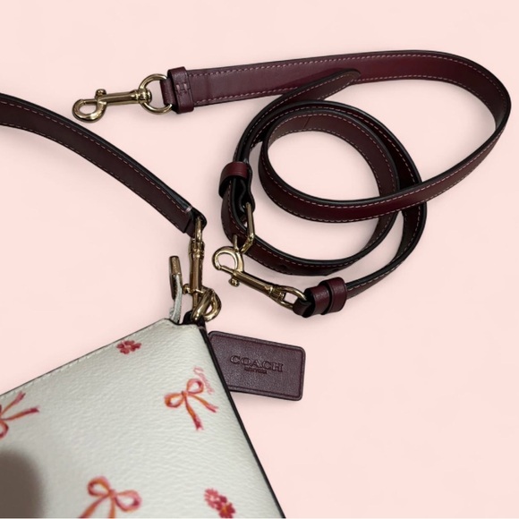 Coach Cream Pink Bow Floral Purse - Picture 4 of 7